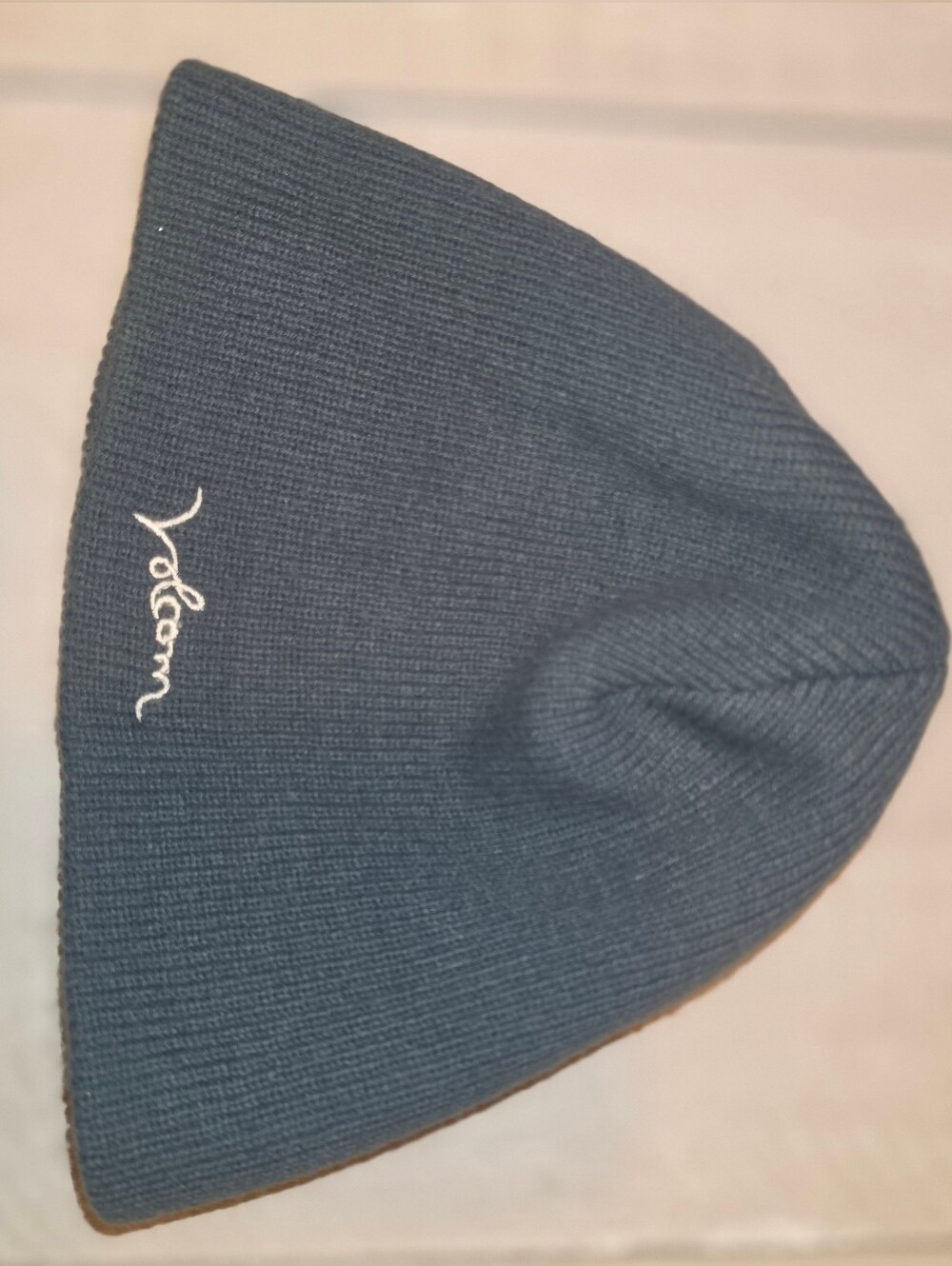Y2K Volcom Ribbed Beanie Hat - Picture 4 of 6